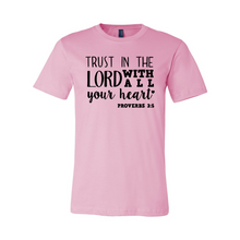 Load image into Gallery viewer, cc Trust In The Lord With All Your Heart-blac